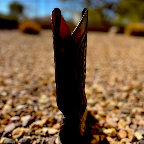 Authentic Lucchese Beautiful Black Cherry Boots 10.5 D photos don’t do justice! - Picture 5 of 15